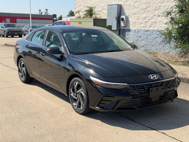 2026 Hyundai Elantra Hybrid