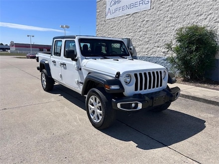 2023 Jeep Gladiator Sport Truck