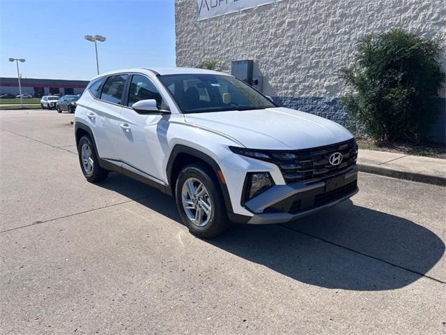 2026 Hyundai Tucson SE's photo