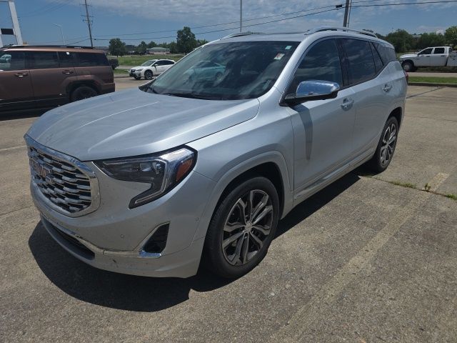 2020 GMC Terrain Denali FWD's photo