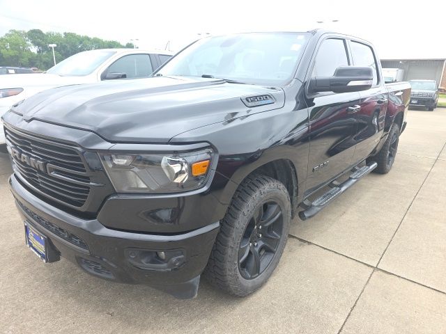 2021 RAM 1500 Big Horn/Lone Star 4x4 Crew Cab 5'7's photo