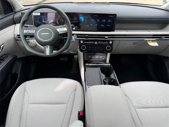 2026 Hyundai TUCSON Hybrid dash