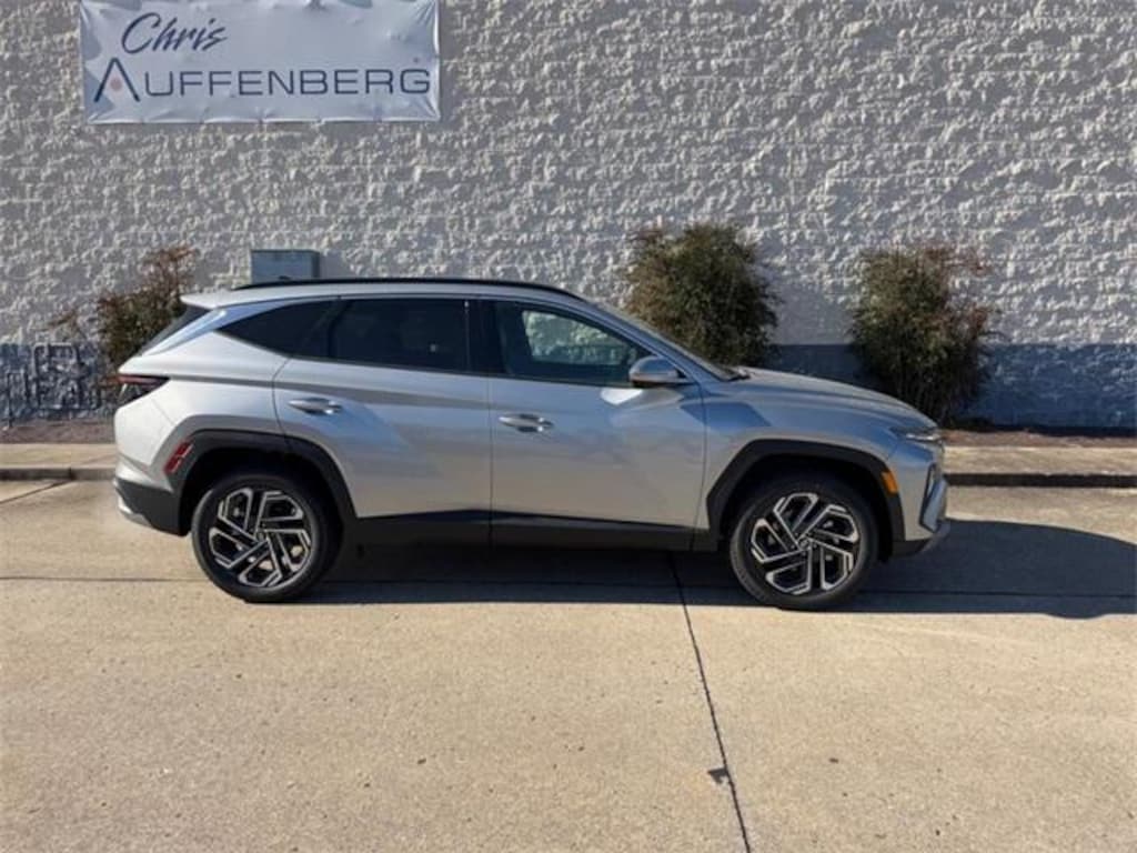 New 2026 Hyundai Tucson Limited AWD SUV