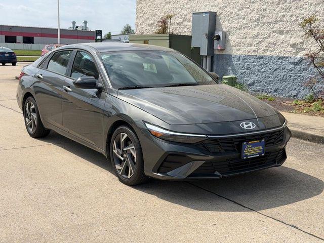 2025 Hyundai Elantra SEL