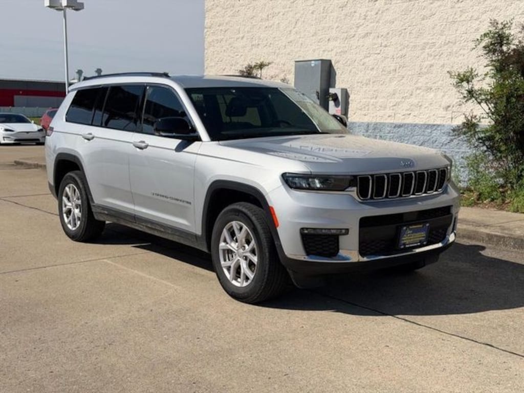 Used 2022 Jeep New Grand Cherokee Limited SUV