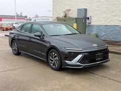 2026 Hyundai Sonata Hybrid Blue Sedan