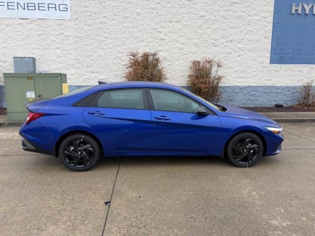 New 2026 Hyundai Elantra SEL Sport Sedan