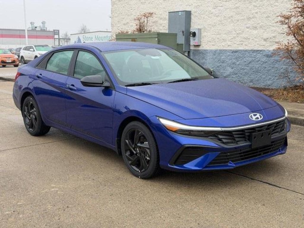 New 2026 Hyundai Elantra SEL Sport Sedan