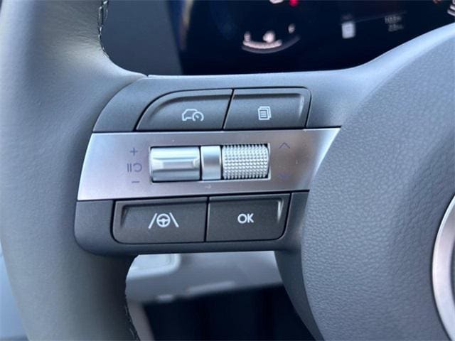 2025 Hyundai Kona SEL - Photo 10