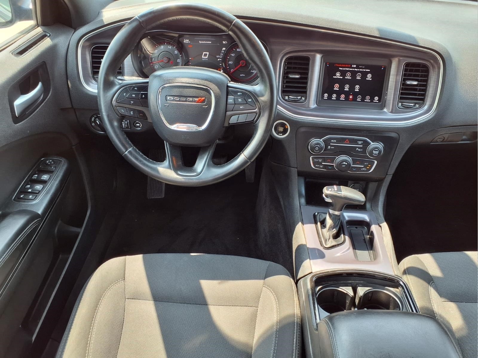 Used 2018 Dodge Charger SXT with VIN 2C3CDXBG1JH134585 for sale in Shiloh, IL