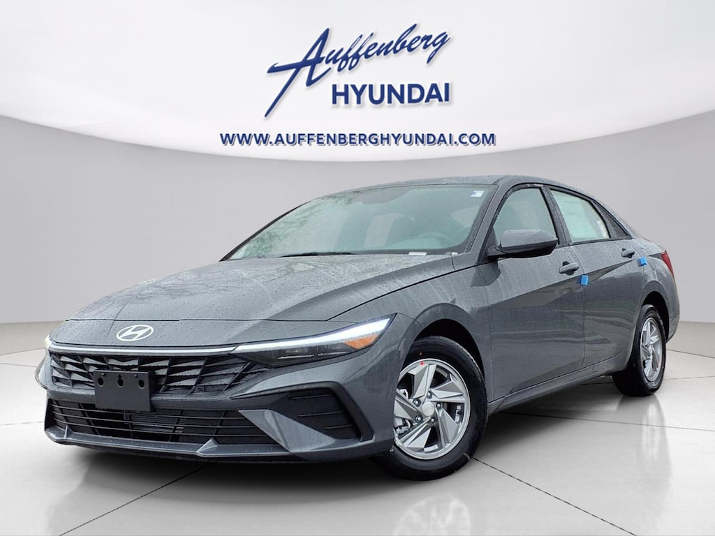 New 2026 Hyundai Elantra SE Sedan