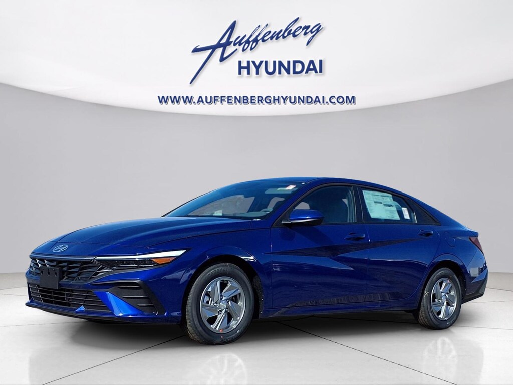 New 2026 Hyundai Elantra SE Sedan