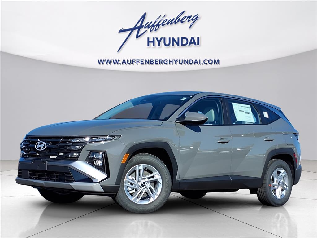 2026 Hyundai Tucson SE's photo