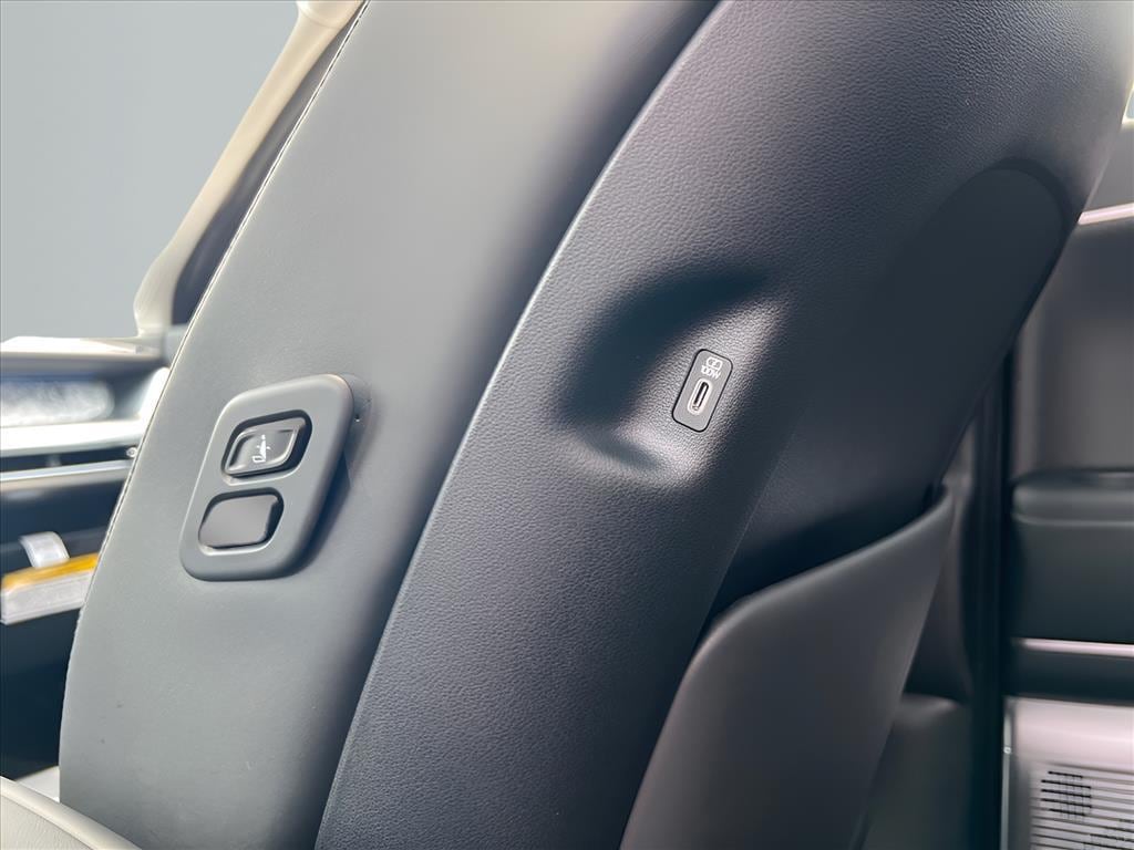 2026 Hyundai IONIQ 9 Performance Calligraphy - Photo 26