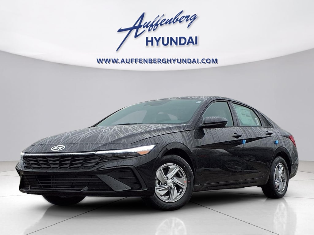 New 2026 Hyundai Elantra SE Sedan