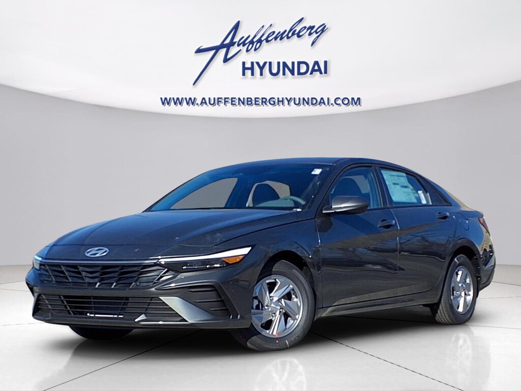 New 2026 Hyundai Elantra SE Sedan