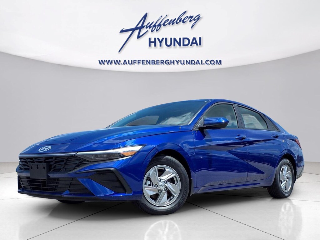 New 2026 Hyundai Elantra SE Sedan