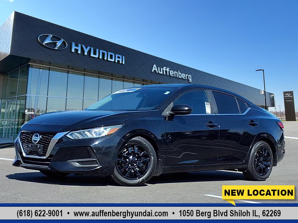 2020 Nissan Sentra S's photo