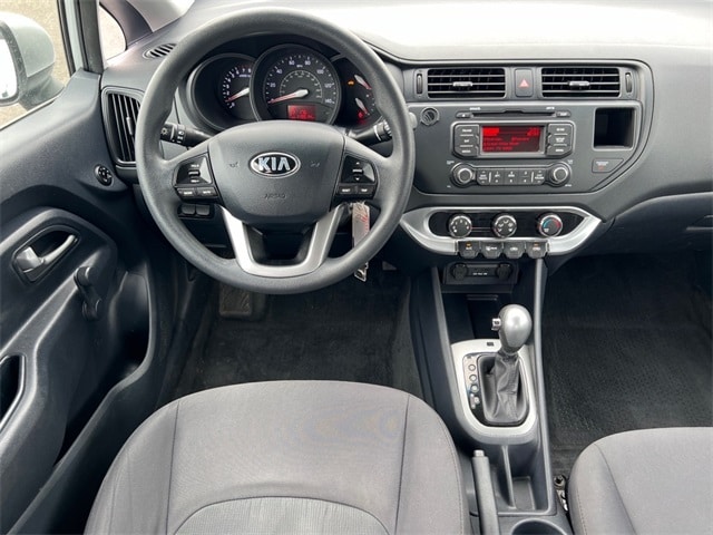 Used 2014 Kia Rio LX with VIN KNADM4A30E6404438 for sale in Ofallon, IL