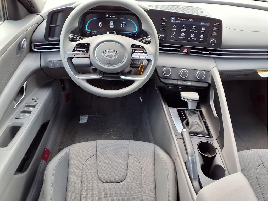 New 2026 Hyundai Elantra SE Sedan