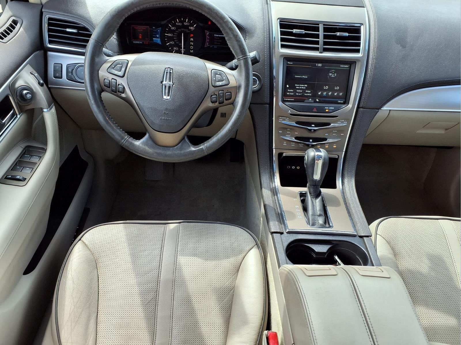 Used 2011 Lincoln MKX Base with VIN 2LMDJ6JK8BBJ14217 for sale in Shiloh, IL
