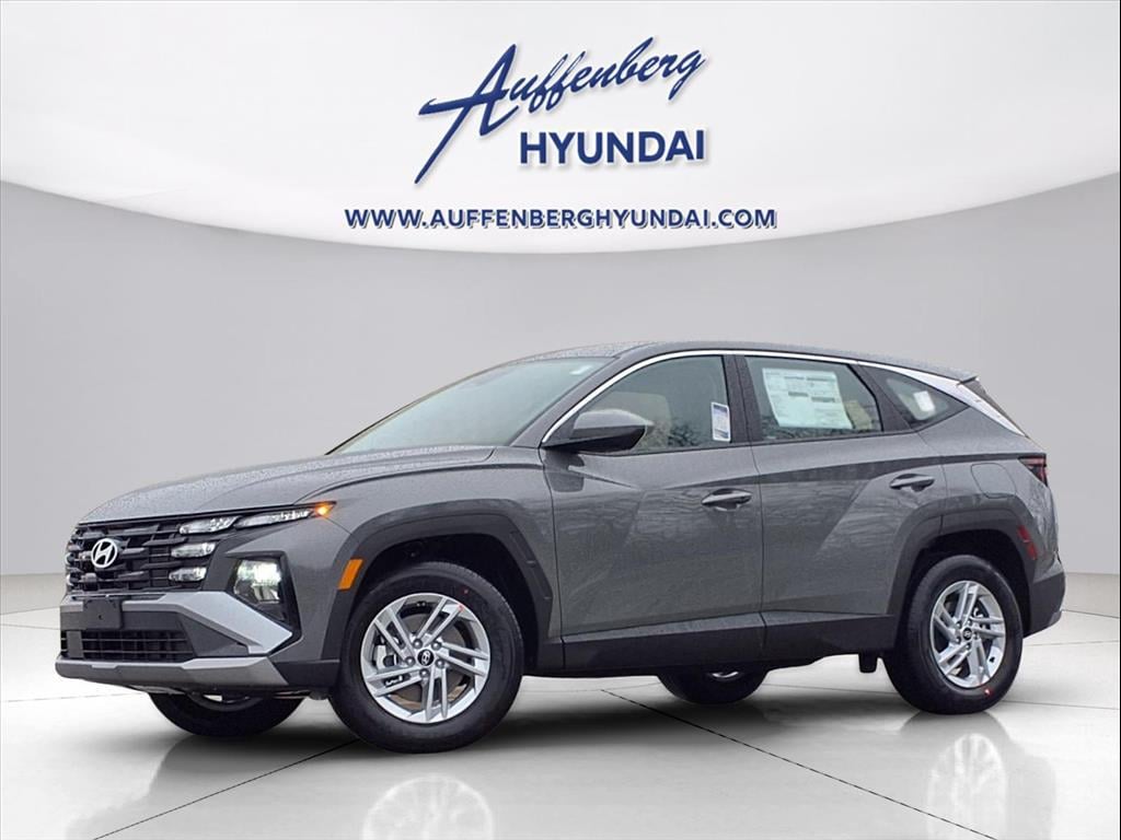 2026 Hyundai Tucson SE's photo