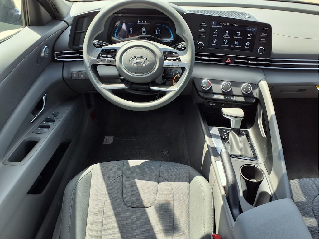 New 2026 Hyundai Elantra SE Sedan