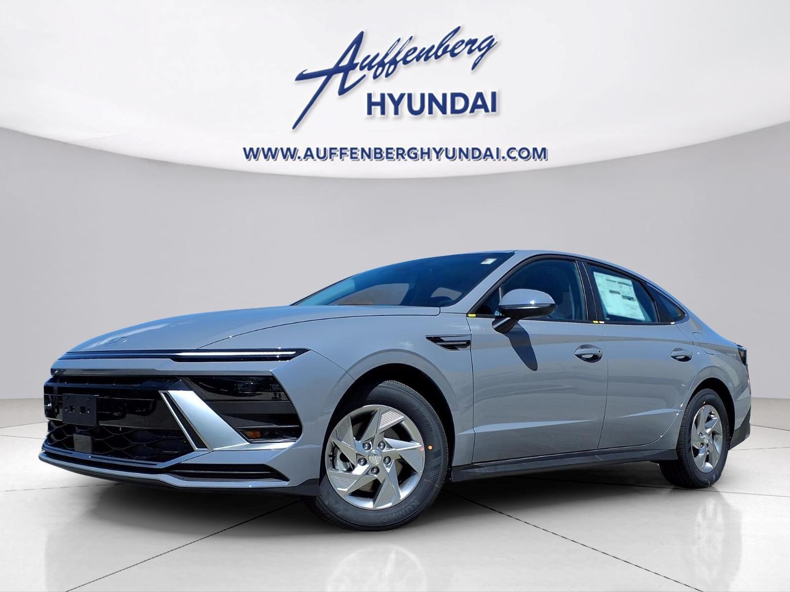 2026 Hyundai Sonata SE's photo
