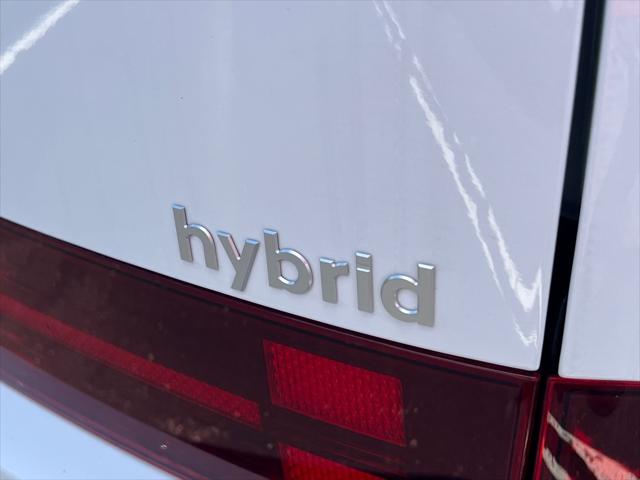 2025 Hyundai Santa Fe Limited photo 2