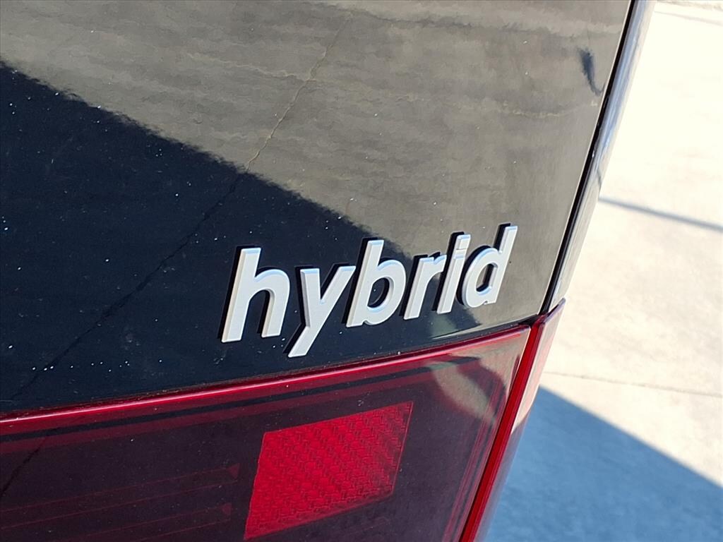 New 2026 Hyundai Santa Fe Hybrid SE SUV