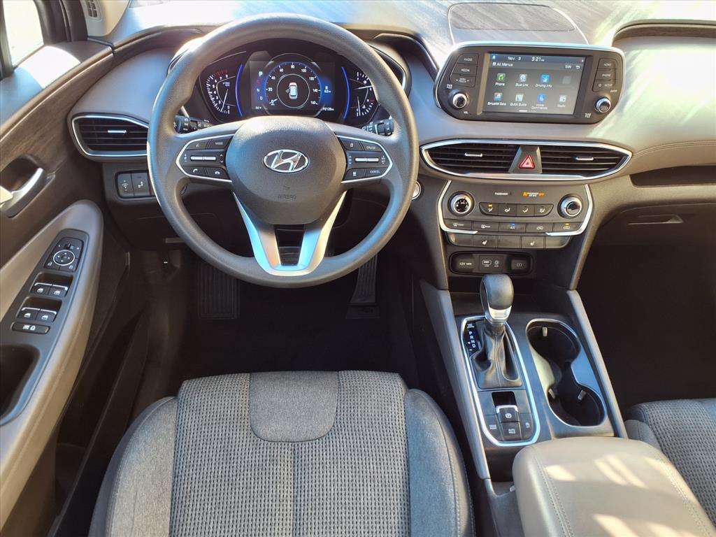 2020 Hyundai Santa Fe SEL photo 2