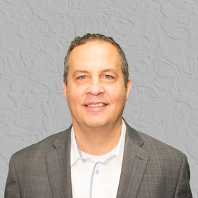 Staff member Jason Young from ID_75d4fac39601