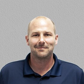 Staff member Derek Rethelford from ID_78523e954d25
