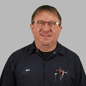 Staff member Jeff Potthast from ID_78523e954d25