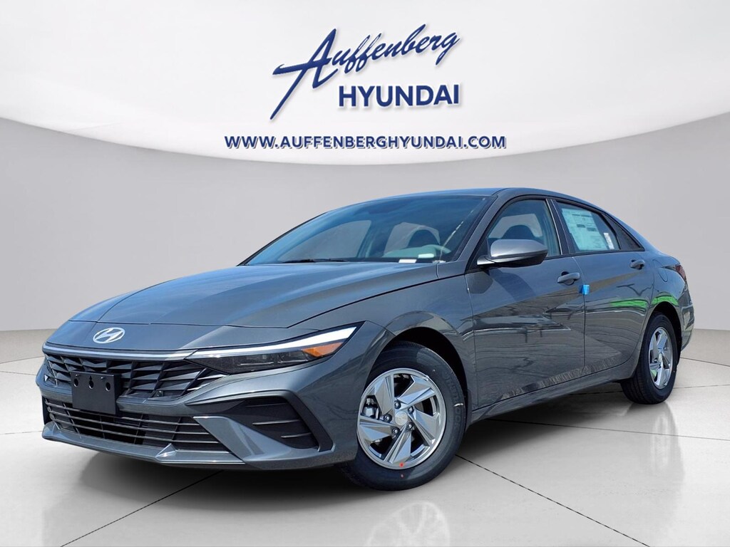 New 2026 Hyundai Elantra SE Sedan