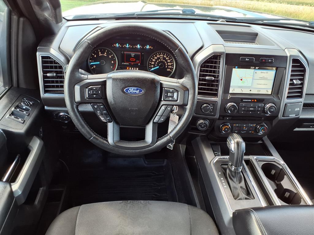 2018 Ford F-150 XLT photo 2