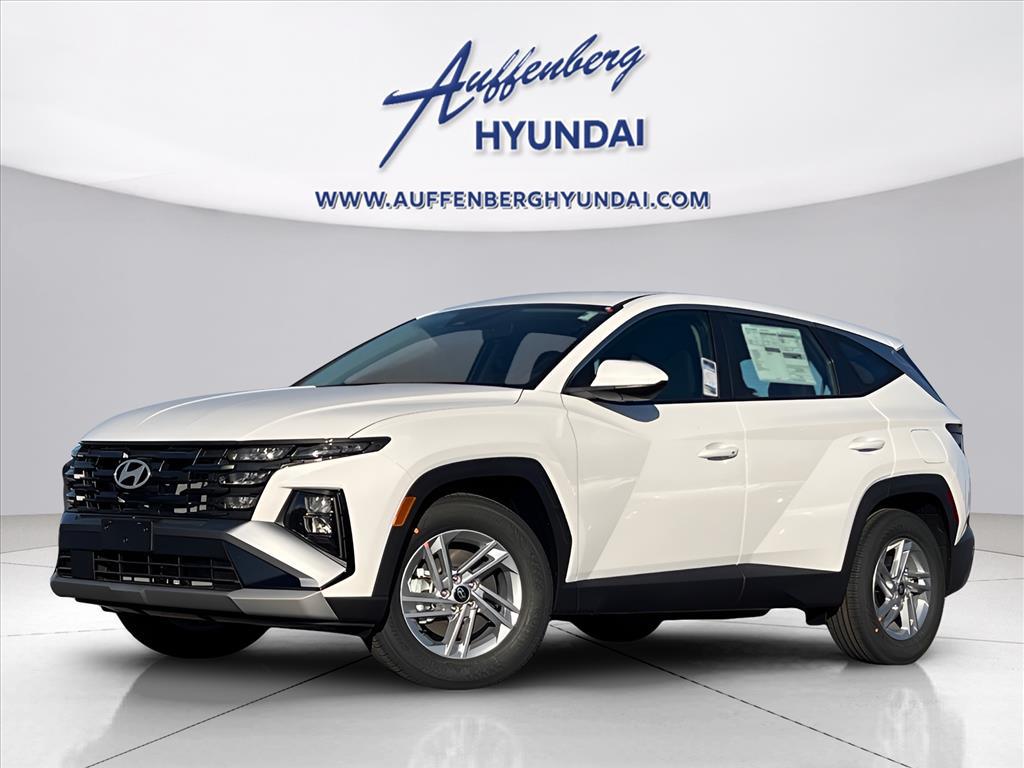 2026 Hyundai Tucson SE's photo