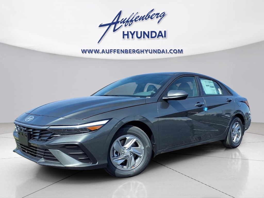 New 2026 Hyundai Elantra SE Sedan