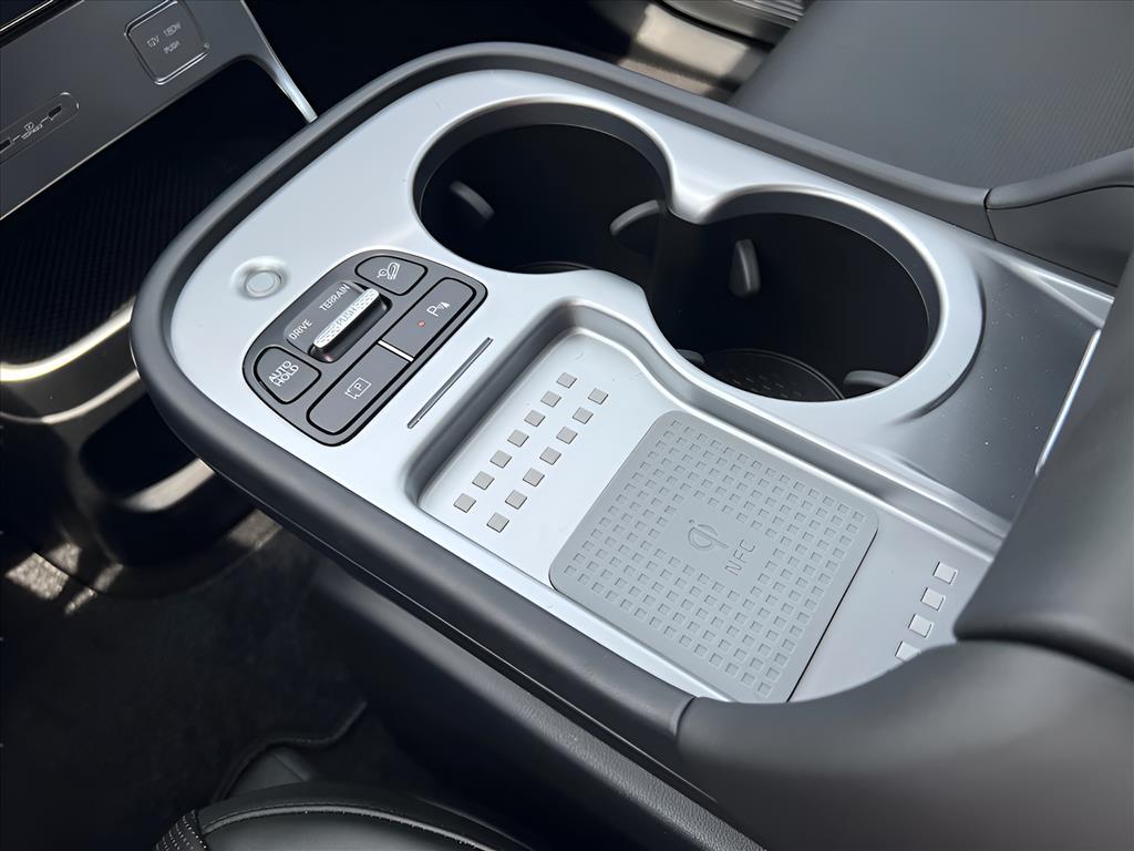 2026 Hyundai IONIQ 9 Performance Calligraphy - Photo 9