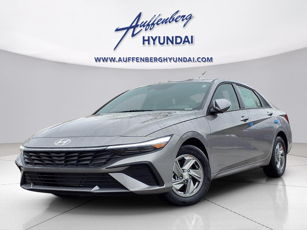 New 2026 Hyundai Elantra SE Sedan