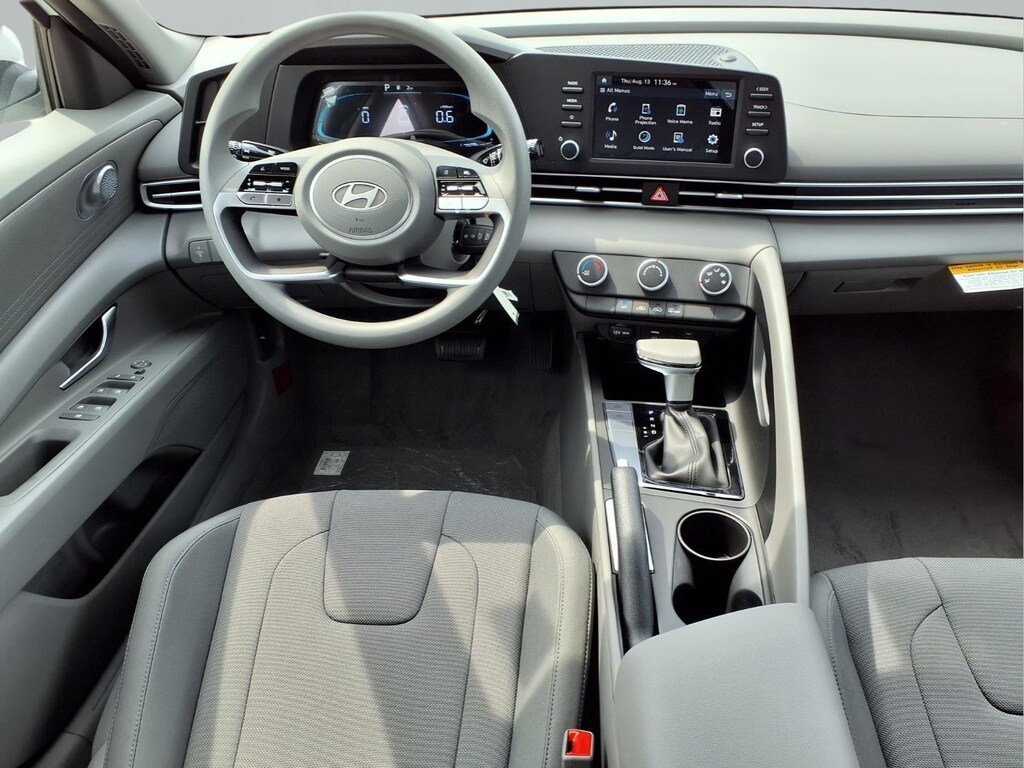 New 2026 Hyundai Elantra SE Sedan