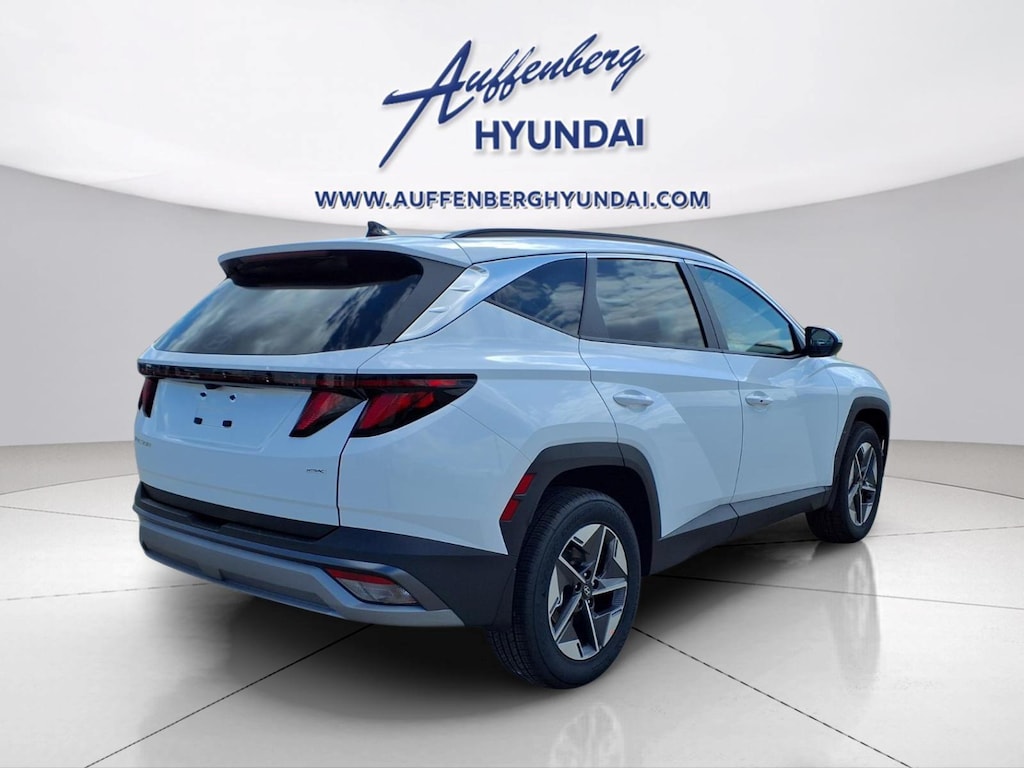 New 2026 Hyundai Tucson SEL AWD SUV