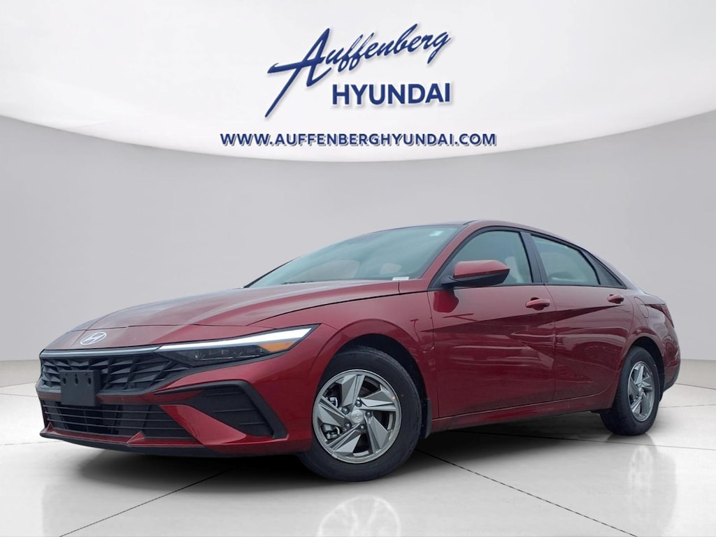 New 2026 Hyundai Elantra SE Sedan