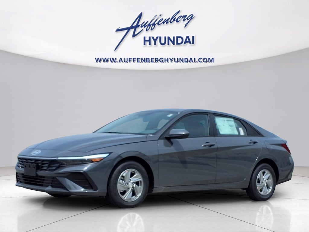 New 2026 Hyundai Elantra SE Sedan