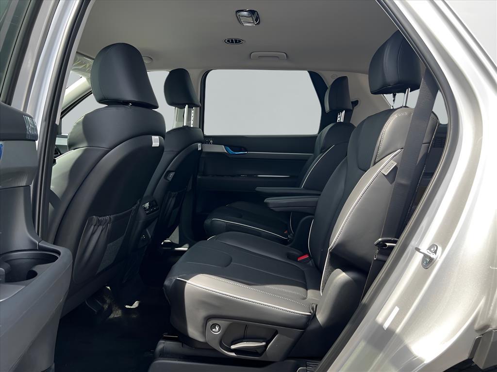 2025 Hyundai Palisade SEL - Photo 16