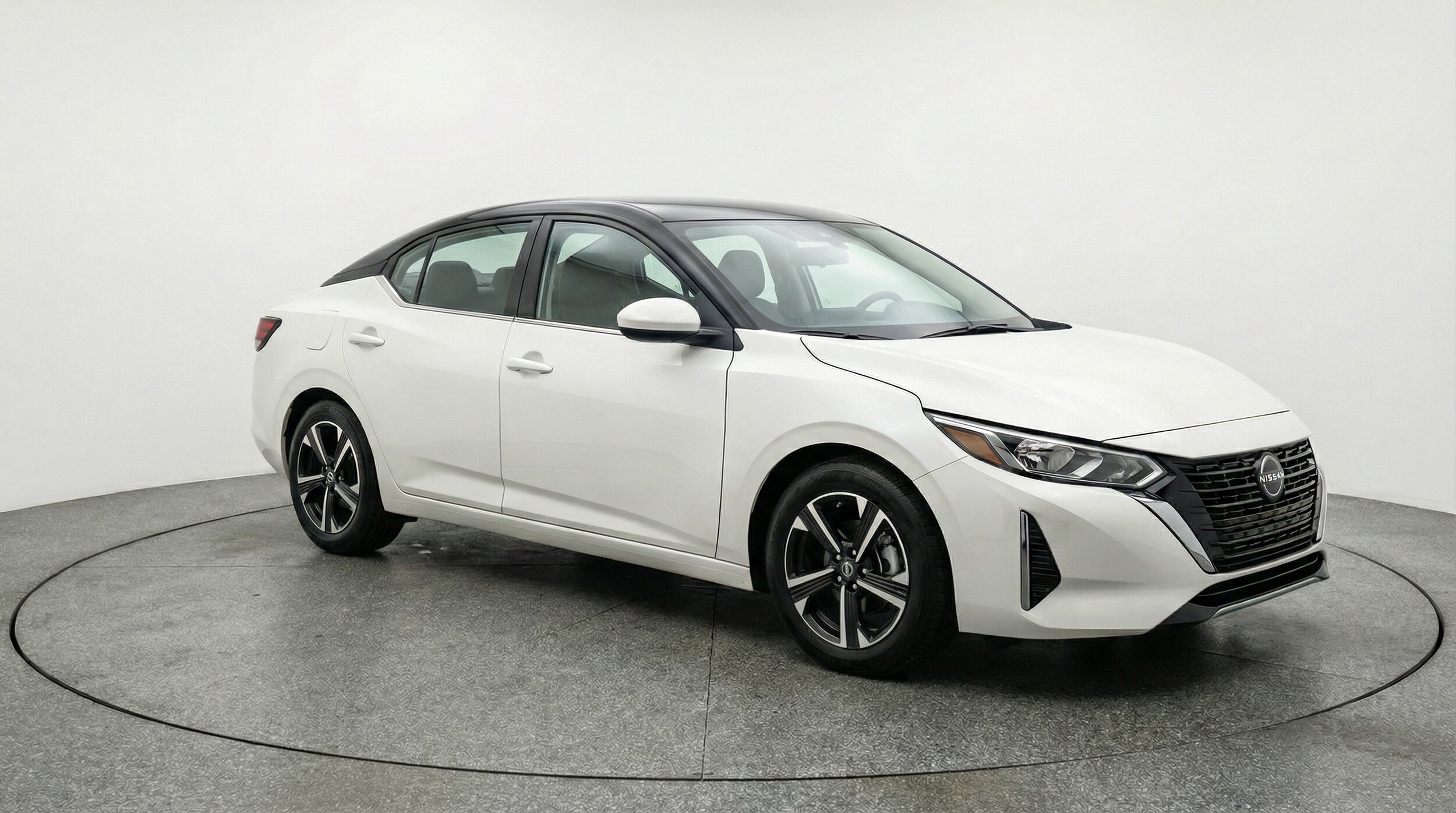 Thumbnail: 2025 Nissan Sentra - 1