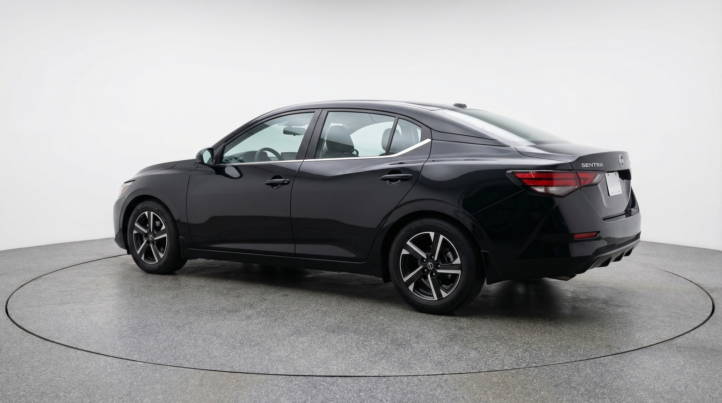 Thumbnail: 2025 Nissan Sentra - 5