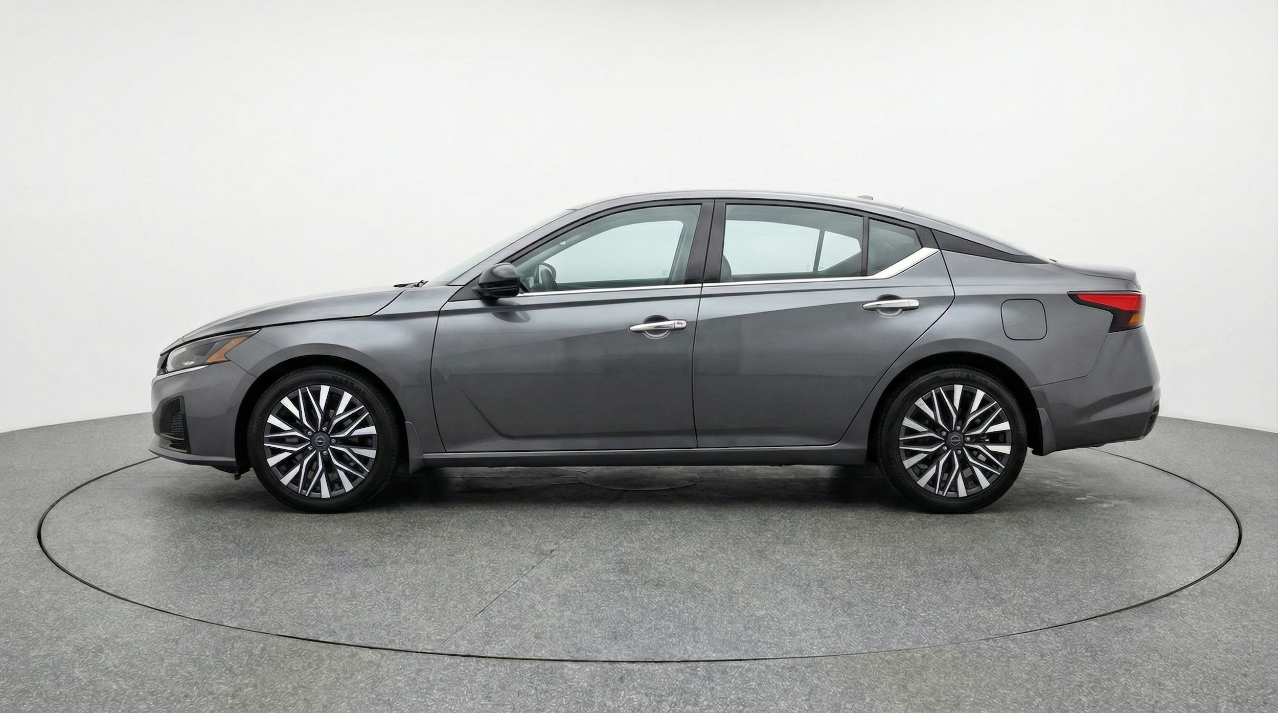 Thumbnail: 2025 Nissan Altima - 4