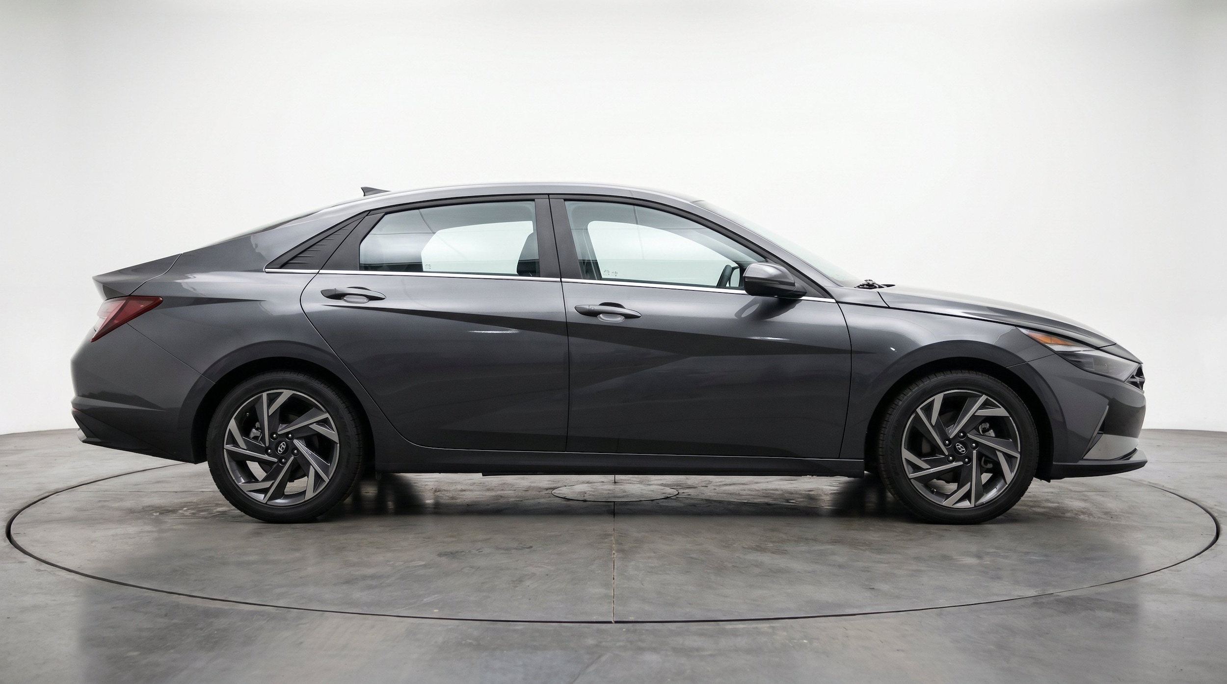 Thumbnail: 2025 Hyundai Elantra - 11