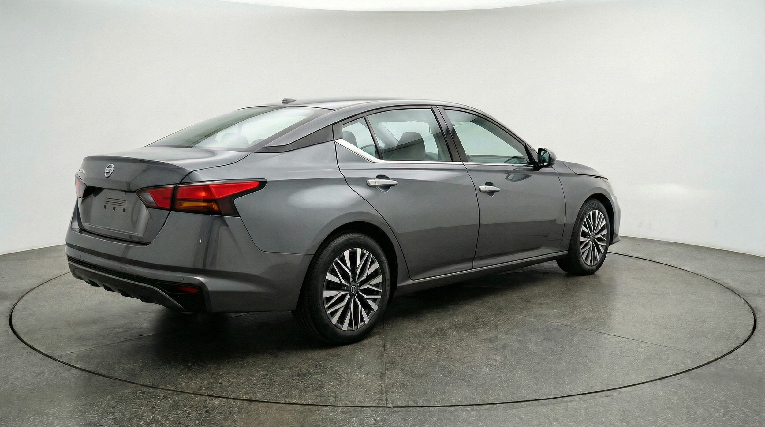 Thumbnail: 2025 Nissan Altima - 7